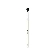 Dermacol Cosmetic brush for blending eye shadow with natural bristles D82