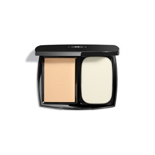 Chanel Ultrawear All-Day Comfort Flawless Finish Compact Foundation - Long-lasting compact make-up