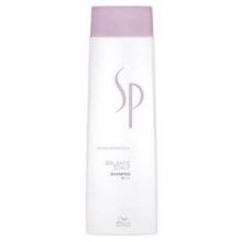 Wella Professional Balance Scalp Shampoo - Soothing shampoo for sensitive scalp 250ml