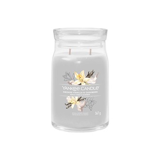 Yankee Candle Smoked Vanilla & Cashmere Signature Candle (smoked vanilla and cashmere) 567 g