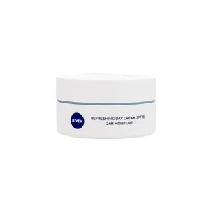 Nivea Refreshing Day Cream SPF15 50 ml