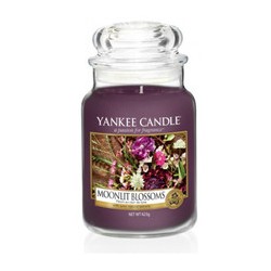 Yankee Candle Moonlit Blossoms Candle - Scented candle 104 g