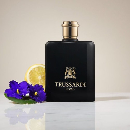 Trussardi Parfums Trussardi Uomo EDT kvepalai vyrams, 50 ml