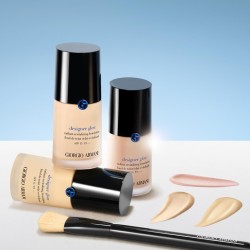 Armani Designer Glow Radiant Revitalizing Foundation SPF 15 - švytėjimo suteikiantis makiažo