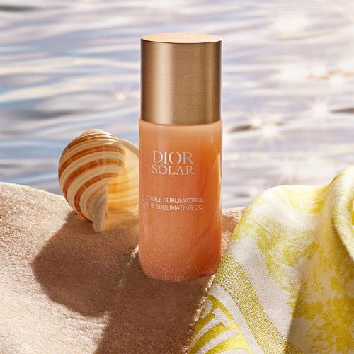 Dior Solar The Sublimating Oil- spindesio suteikiantis kūno, veido ir plaukų aliejus 125 ml