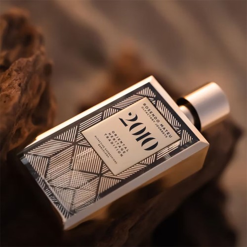 Rosendo Mateu 2010 EDP kvepalai unisex, 100 ml