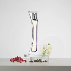 Elizabeth Arden Provocative Woman EDP kvepalai moterims, 30 ml