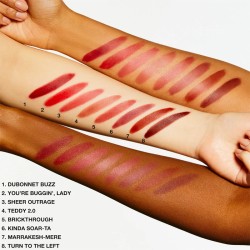 MAC Powder Kiss Lipstick - lūpų dažai, 3 g - Turn to the Left