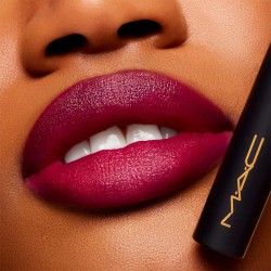 MAC Powder Kiss Velvet Blur Slim Stick Lipstick - lūpų dažai, 2 g Wild Rebel