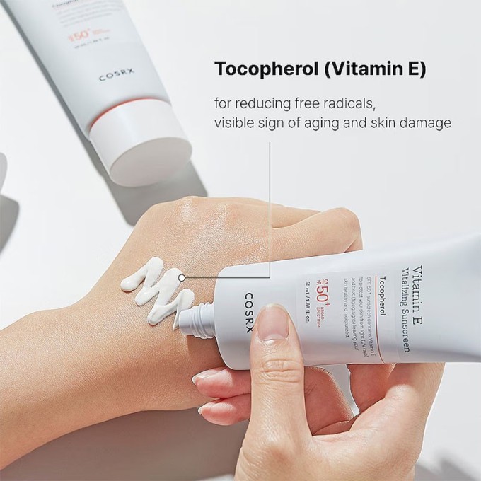 COSRX Vitalizing Sunscreen SPF 50+ - Vitalizing sunscreen with vitamin 50 ml
