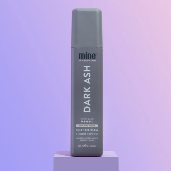 Minetan Dark Ash Self-Tan Foam - savaiminio įdegio putos tamsiai rudam atspalviui, 200 ml