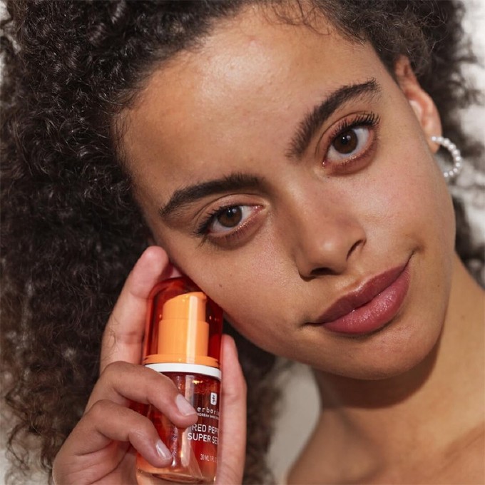 Erborian Red Pepper Super Serum - raudonųjų pipirų super serumas, 30 ml