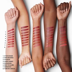 MAC Matte Lipstick - matiniai lūpų dažai, 3 g 665 Ring The Alarm