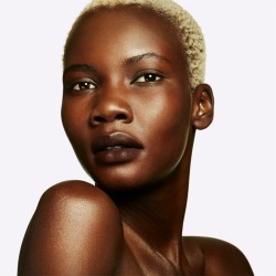 MAC Pro Conceal and Correct Palette - Palette for brightening the face 6 g Extra Deep