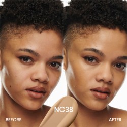 MAC Studio Radiance Serum Powered Foundation 30 ml NC38