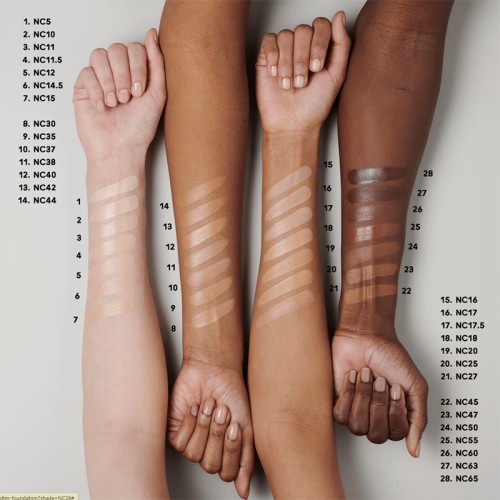 MAC Studio Radiance Serum Powered Foundation 30 ml NC38