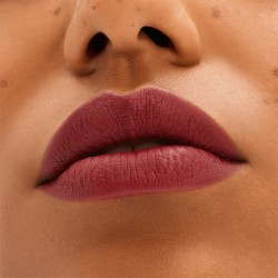 MAC Locked Kiss 24hr Lipstick - lūpų dažai, 1,8 g - Coy