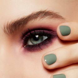 MAC Powder Kiss Matte Eye Shadow - akių šešėliai, 1,5 g - Lens Blur