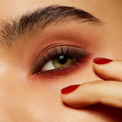 MAC Powder Kiss Matte Eye Shadow - akių šešėliai, 1,5 g - So Haute Right Now