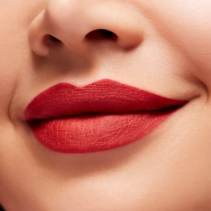 MAC Locked Kiss Ink 24HR Lipcolour - skysti lūpų dažai, 4 ml - Doyenne