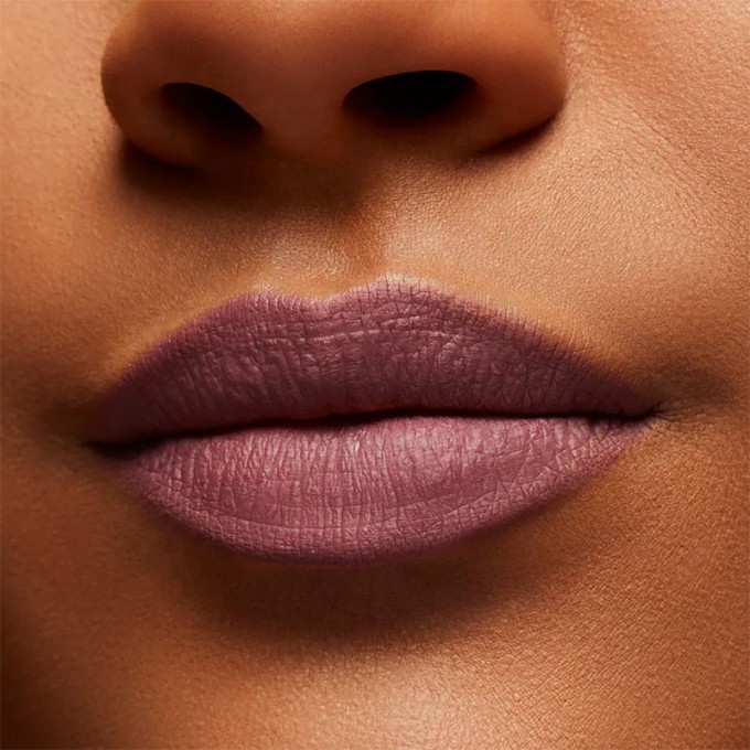 MAC Locked Kiss Ink 24HR Lipcolour - skysti lūpų dažai, 4 ml - Opulence