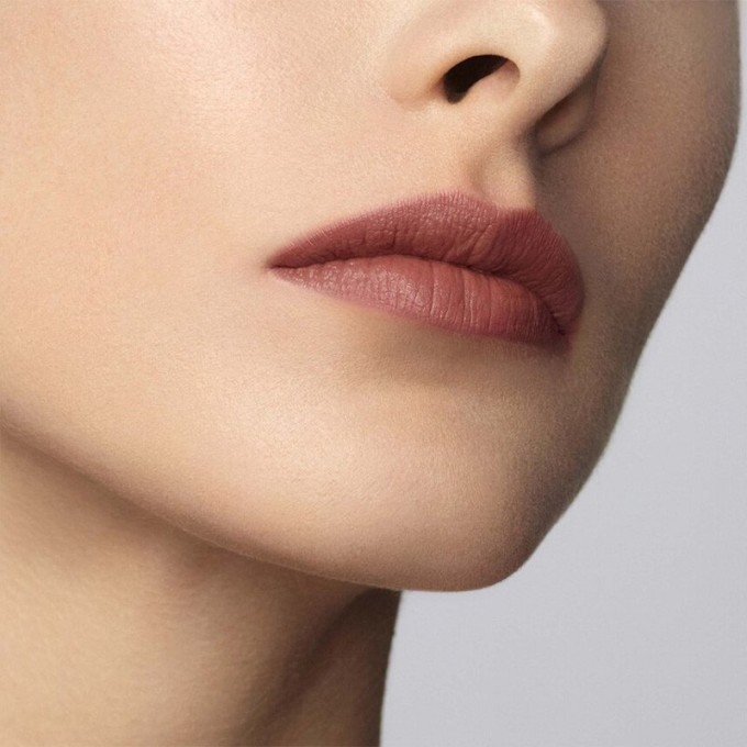 Armani Lip Maestro Liquid Lipstick - skysti lūpų dažai, 6,5 ml, atspalvis 102 Sandstone