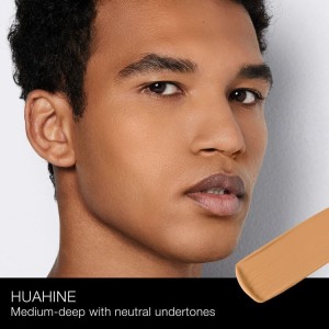 NARS Soft Matte Complete Foundation - matinis makiažo pagrindas, 45 ml - Huahine 2