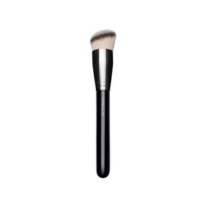 MAC Synthetic Rounded Slant Brush 170