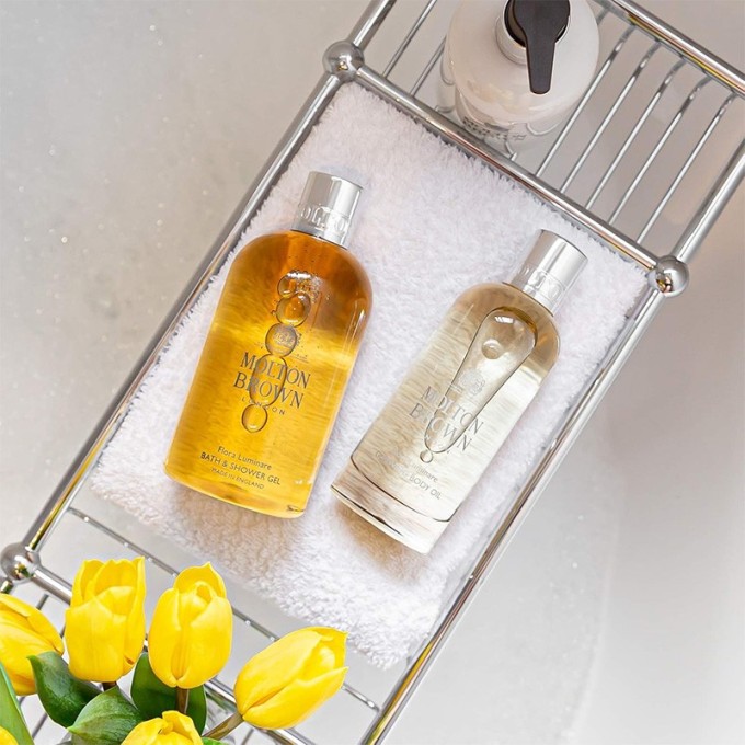 Molton Brown Flora Luminare Glowing Body Oil - kūno aliejus, 100 ml