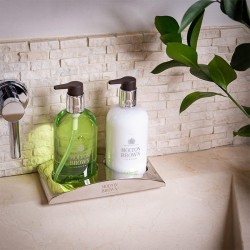 Molton Brown Lime & Patchouli Fine Liquid Hand Wash - skystas rankų muilas, 300 ml