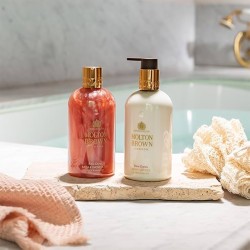 Molton Brown Rose Dunes Bath & Shower Gel - vonios ir dušo želė, 300 ml
