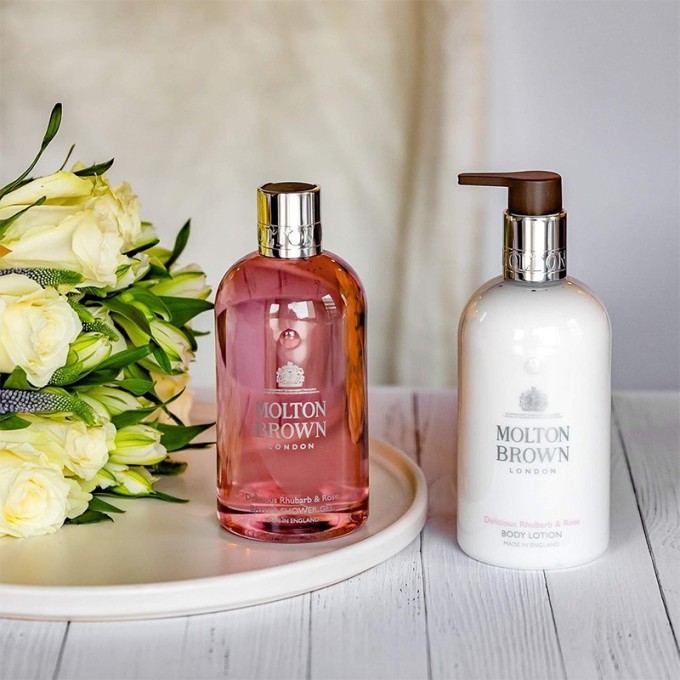 Molton Brown Rhubarb & Rose Bath & Shower Gel - vonios ir dušo želė, 75 ml