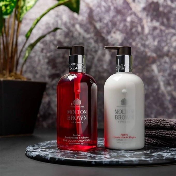 Molton Brown Festive Frankincense & Allspice Hand Lotion - rankų kremas, 300 ml