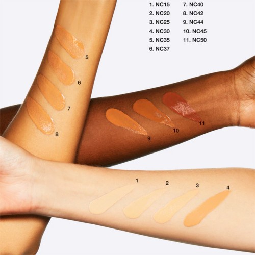 MAC Studio Waterweight SPF 30 Foundation - skystas makiažo pagrindas, 30 ml - NC44