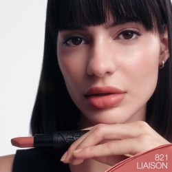 NARS Explicit Lipstick - ilgai išliekantys lūpų dažai, 3,8 g - 821 Liaison