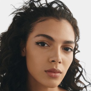 MAC Studio Fix Fluid SPF 15 - matinis makiažo pagrindas su SPF 15, 30 ml - NC20 2