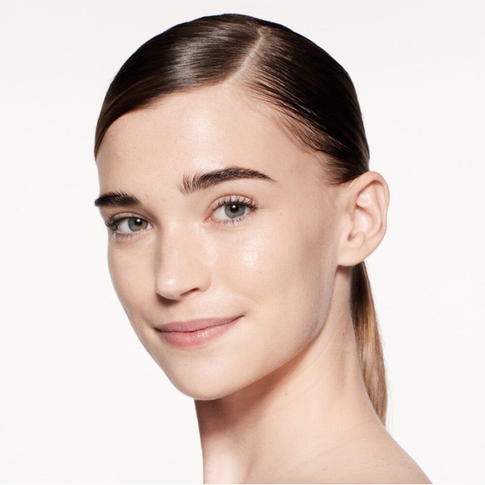 Shiseido Revitalessence Skin Glow Foundation - makiažo pagrindas, 30 ml - 130 Opal