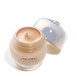 Shiseido Radiance Liquid Makeup SPF 20 Future Solution LX - makiažo pagrindas, 30 ml - N3 Neutral