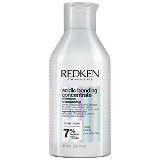 Redken Acidic Bonding Concentrate Shampoo - atkuriamasis apsauginis šampūnas pažeistiems plaukams