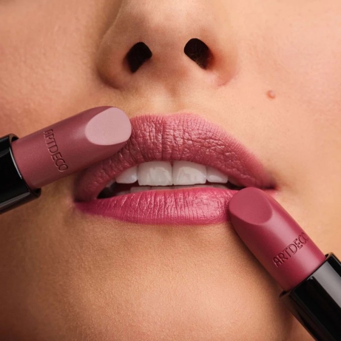 Artdeco Perfect Color Lipstick - lūpų dažai, 4 g - 810 Confident Style