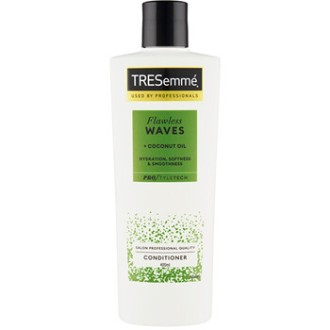 TRESemmé Flawless Waves Conditioner - kondicionierius banguotiems plaukams, 400 ml
