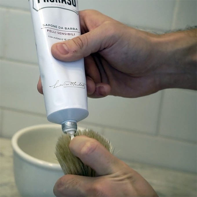 Proraso White Shaving Soap In A Tube - Shave soap in a tube 150 ml