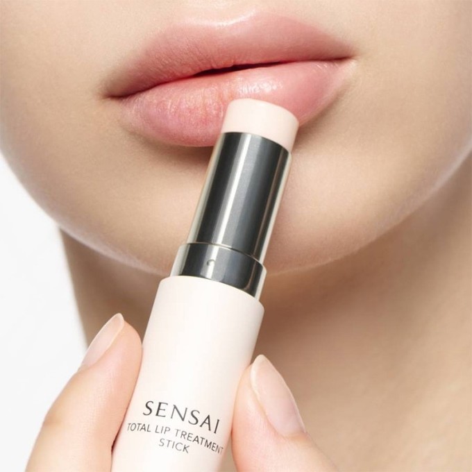 Sensai Total Lip Treatment Stick - lūpų Balzamas, 5.2 g