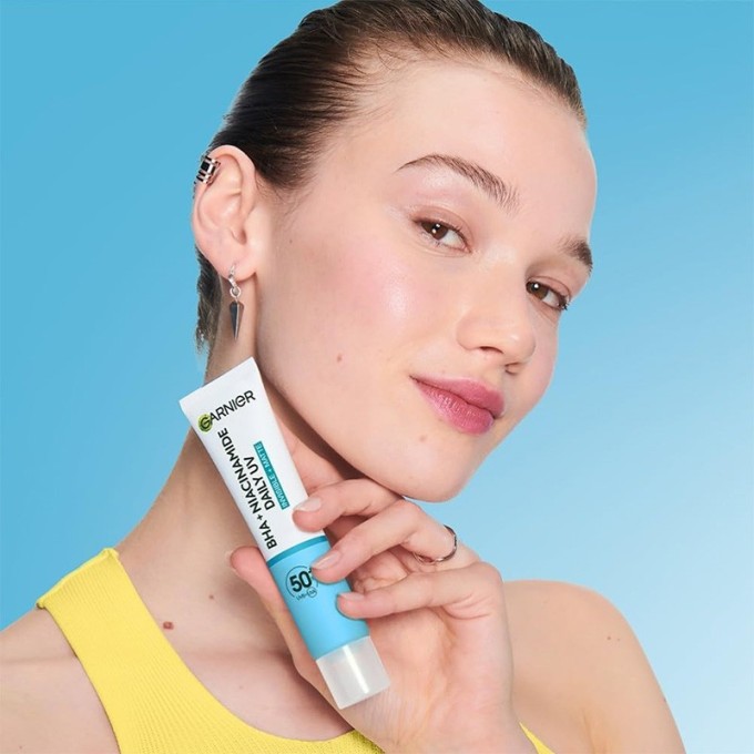 GARNIER Pure Active BHA + Niacinamide Daily UV Anti-Imperfection Fluid SPF50+ 40 ml
