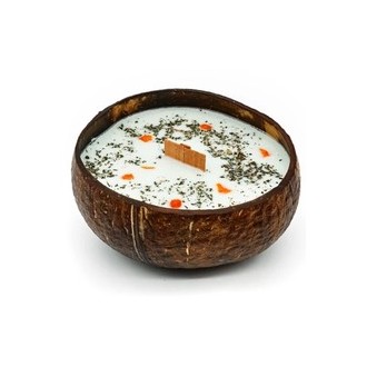 Tropikalia Svíčka v kokosu - vůně Limetka, bazalka & mandarinka