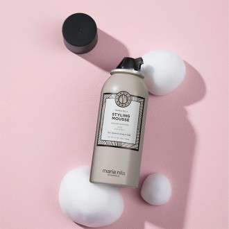 Maria Nila Style & Finish Styling Mousse - Styling foam for hair volume 100 ml 2