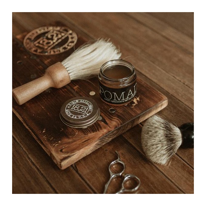 18.21 Man Made Pomade ( Sweet Tobacco ) - Pomáda na vlasy 59.0g