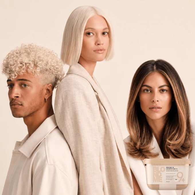 Schwarzkopf Professional Blond Me Bond Enforcing Premium Lightener - Hair color 9+ 450 g